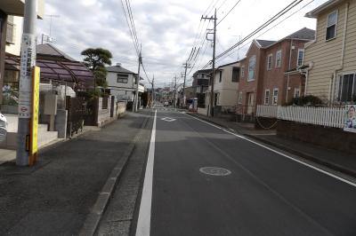 富士塚1、2を貫く道路