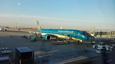 ベトナム航空、ハノイ経由バンコク行き搭乗記
