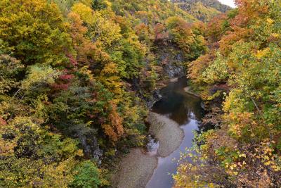 紅葉真っ盛りの定山渓・豊平川と鉄道廃線跡を巡る旅 2017（北海道）