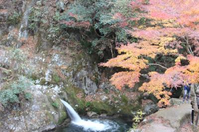 晩秋の北茨城花貫渓谷と袋田の滝の旅