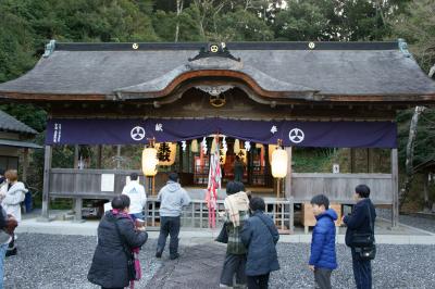 四国旅行４　初日の出見て鳴無神社から大洲市へ