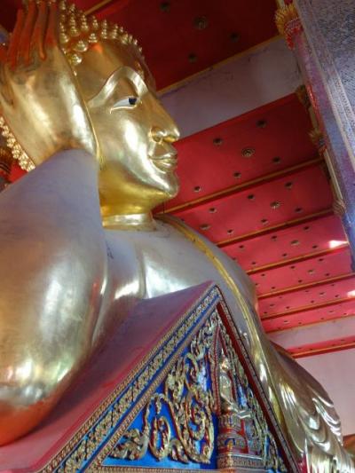 2017 タイ 父子２人旅 ～ バンコク ～ 無料散髪大会に参加した後、バンコクナンバー１巨大涅槃像を見に行く ～