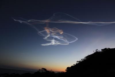 イプシロンロケットと夜光雲