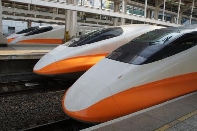 2017年12月　久しぶりの台湾で2泊3日　その１　ANAで松山空港へ飛び、高鉄３日パスで高雄入り、10年ぶりの高雄はアクセスがとても便利になってました