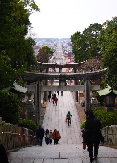 宮地嶽神社へ行ってきました　「光の道」海へと続く真っすぐな参道