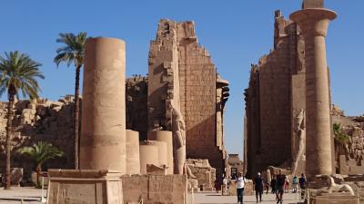 ルクソールに行きたくて。