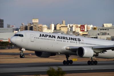 JAL国内線ファーストクラスで飛ぶ大阪→東京