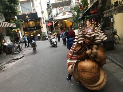 東南アジア縦横断の旅道中記 １５《ハノイは商売魂とバイクの数が凄い！》