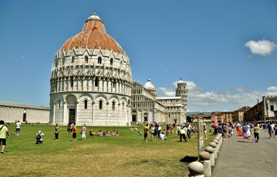 2011 イタリア,フランス10日間　４．奇跡の広場ピサ、そして道はローマへ続く