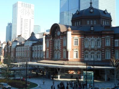 年末は「東京駅！駅舎を　一周し、ＯＬ時代！の　会社パーティ・・へ」。