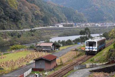 三江線「秋の風景」と日本の滝百選「常清滝」（広島、島根)
