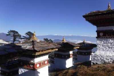 昔の日本の原風景が感じられる、幸せの国ブータン。８０００ｍのヒマラヤ山脈の眺望は感動もの。さらに、子宝希望者は是非行ってみる価値あり！