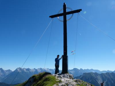 何で私がハイキング？　２０１６年　オーストリア・スイス　６－１　ゼーフェルト・フルプメス