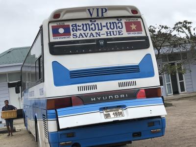2018年ベトナムラオスタイ研修旅行6（ドンハの朝市と国際バスでラオス国境へ）