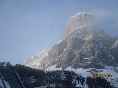 バス電車と六回乗り換え、12時間掛かっても行きたいスキー場、スタリア スーパードロミテ