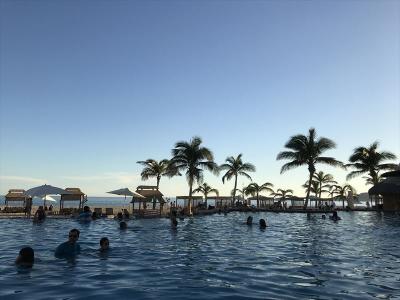 ユナイテッドポラリスで行くＮＹ～サンディエゴ～ロスカボス⑦Hyatt Ziva Los Cabos プール&amp;病院