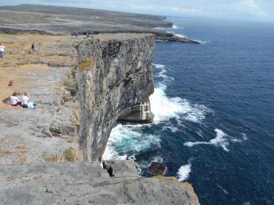 アイルランド③　2018年7月　イニシュモア島＆イニシィア島・モハーの断崖