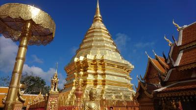 春うららの北タイ（１）　黄金のドイステープ寺院～ラーンナー王国の都チェンマイ