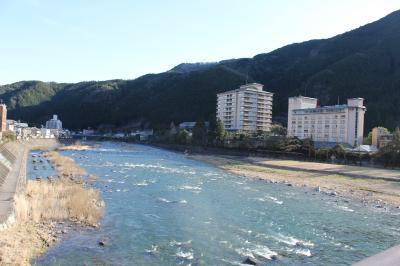 下呂温泉、水明館に泊まる