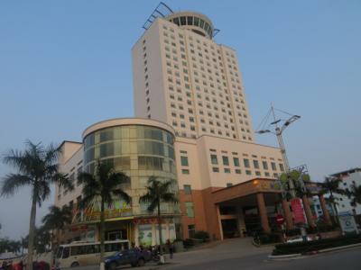 ベトナム　「行った所・見た所」　モンカイのマジスティックモンカイホテルに宿泊