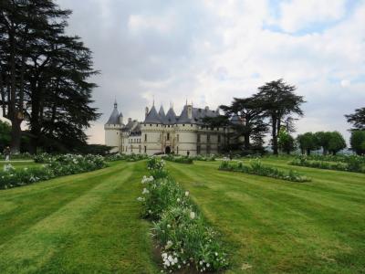 ショーモン・シュル・ロワール_Chaumont-sur-Loire　城主たちの思惑と欲望！渓谷に建つ美しくも孤高の城