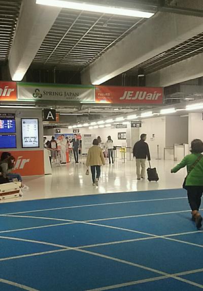 春の釜山で１人食べ歩く(LCC済州航空)NRT-PUS-ホステルデビュー-あわび粥