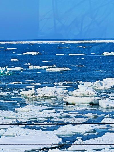 ウトロ-9　オホーツク海　流氷の見納め　☆知床国道を斜里に向かう