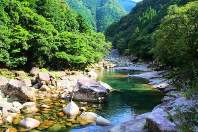 青く澄んだ銚子川へ日帰り旅行