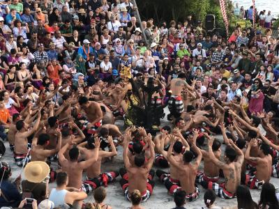 孫の春休みに合わせてバリ島旅行　ウルワツ編