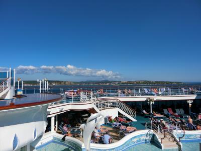 コルサコフ出港 ダイヤモンド・プリンセス ぐるり北海道周遊と知床クルージング・サハリン9日間