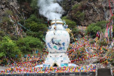 東チベット　ゴロク・アバの旅（１）～観音廟トゥジェ・チェンポ・ゴンパ～