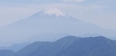 ヤビツ峠から岳の台、三の塔へ