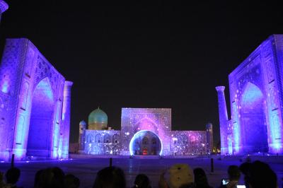 チャーター便直行便で行くウズベキスタン周遊の旅　５　青の都サマルカンド ５ （サマルカンドの夕べと青と光のショー）