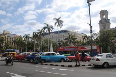 GWはキューバへ！　その２　タクシーで世界遺産の旧市街へ。