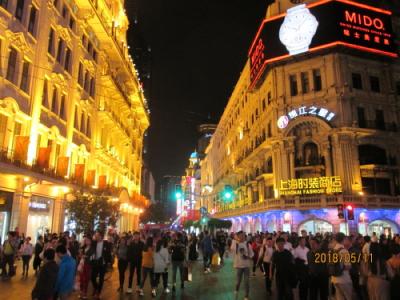 上海の南京東路歳時・2018年5月・夜景