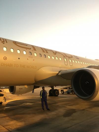 エティハド航空ビジネスクラスでアブダビへ戻ります！