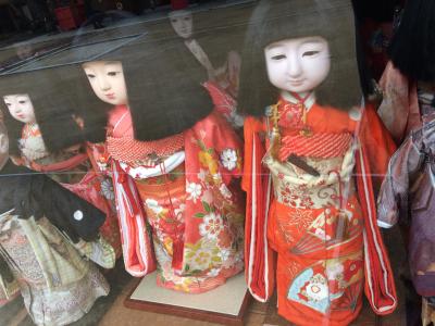 人形供養のお寺の粟嶋堂宗徳寺に立ち寄りました／なんでなんだろう？人形と目が合った気がして仕方がない・・・