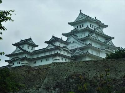 ２０１７年６月　国宝姫路城を早朝から見学に行きました。梅雨時なので朝から雨です。