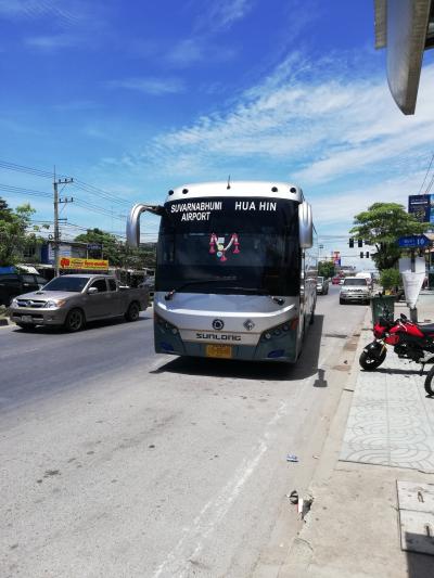 スワンナプーム国際空港 チャアム間バス乗車　BKK Cha-am Bus