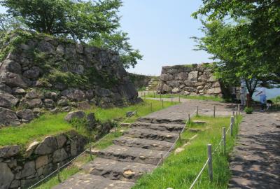 2018初夏、総石垣の山城・竹田城(2/5)：大手門、虎口、北千畳、三の丸、城下町遠望