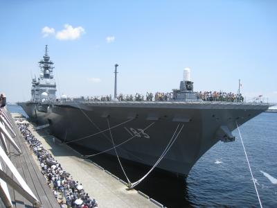 横浜開港祭_DDH-183いずも(護衛艦)