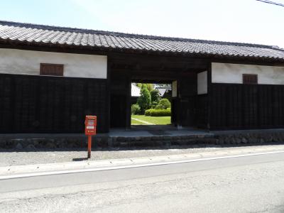 清水家長屋門（相模原市中央区上溝字番田）