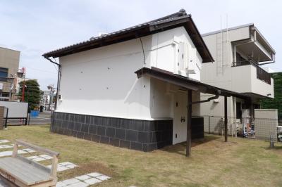 土蔵が残る八王子街道沿いの町の風景（上溝1～7）