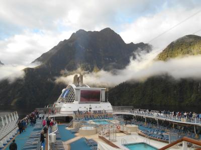 ニュージーランド周遊 1 Fiordland National Park　BYプリンセスクルーズ