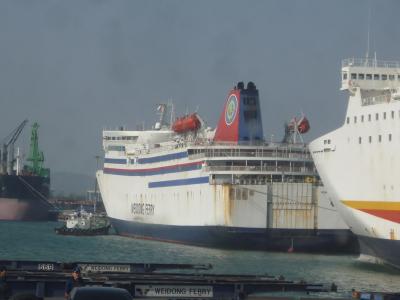 天門山~武陵源~鳳凰~威海12/7日め後半→8日め帰国 威海-仁川 フェリー