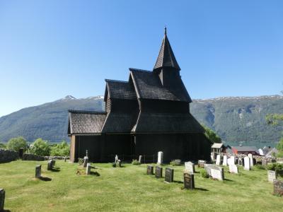 6月のノルウェーおばさん一人旅4　オスロから公共交通機関で世界遺産スターヴ教会ウルネスへ一日でベルゲンまで移動