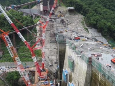 川原湯温泉のやまた旅館に宿泊して八ッ場ダム見学会に参加