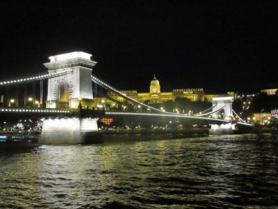 シンフォニー号で航く　ベストシーズンに中欧4ヶ国を巡る美しきドナウクルーズとザルツブルク②２日目 ブタペスト（ハンガリー）