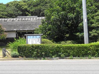 かながわ　横浜の茅葺屋根住居　2018 初夏