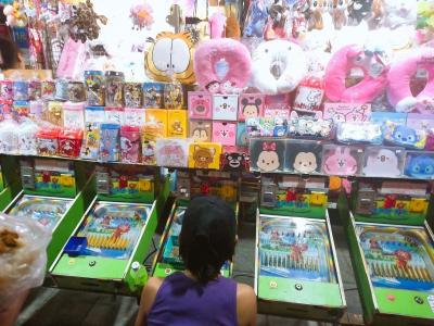 夜市のゲームは楽しいね　台北